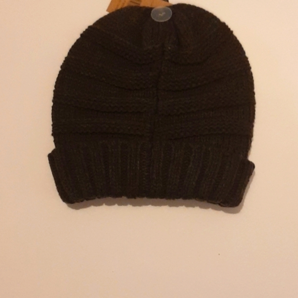 CC Exclusives Beanie Smoke free home - Picture 2 of 2